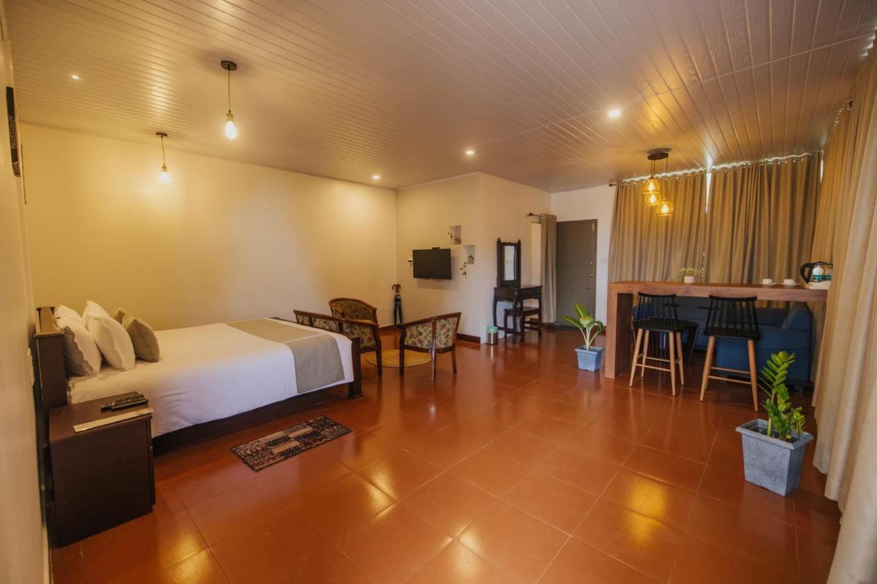 Misty Courtyard Resort Chinnakanal 外观 照片