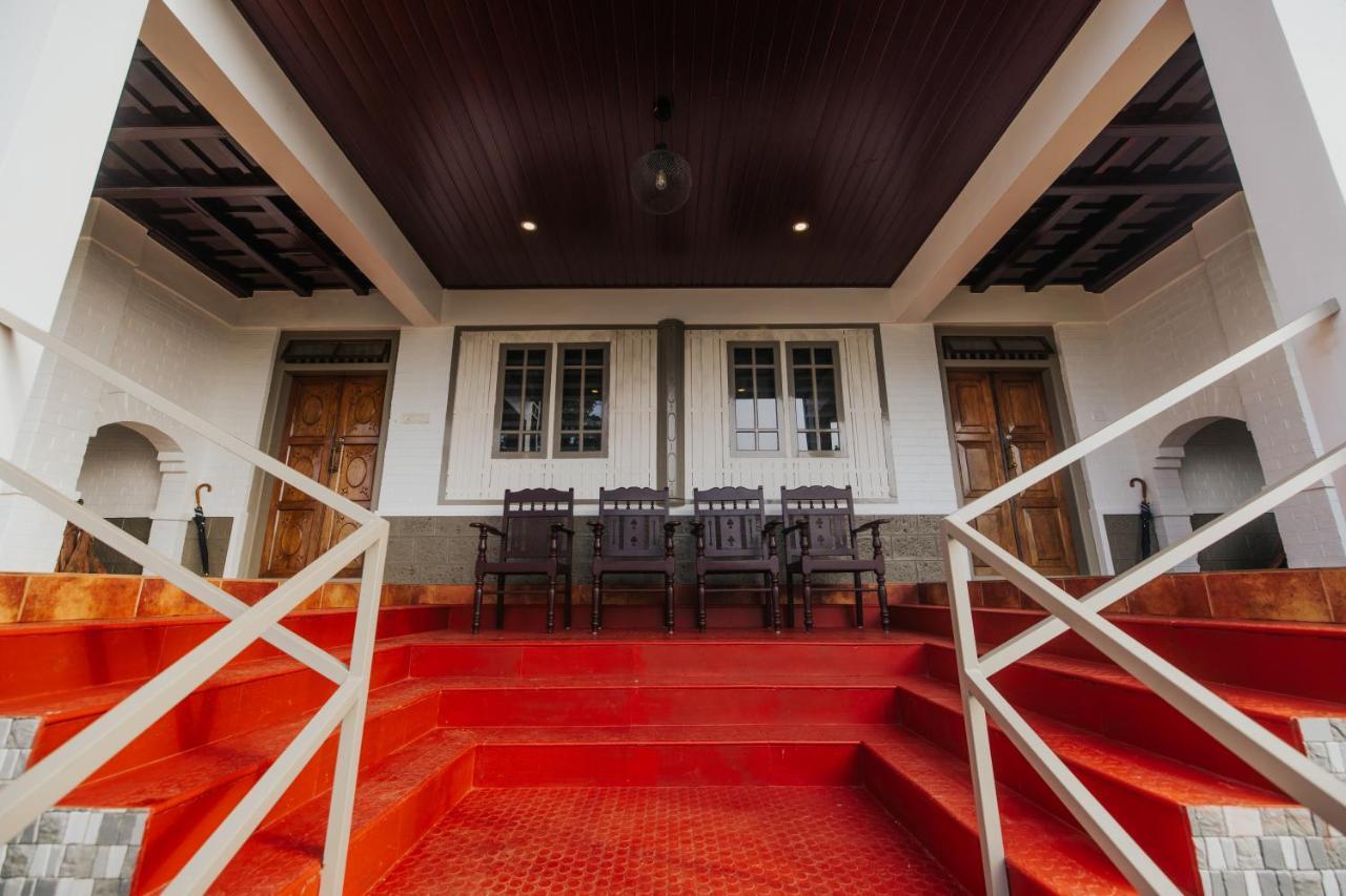 Misty Courtyard Resort Chinnakanal 外观 照片