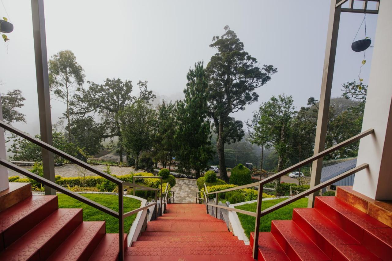 Misty Courtyard Resort Chinnakanal 外观 照片