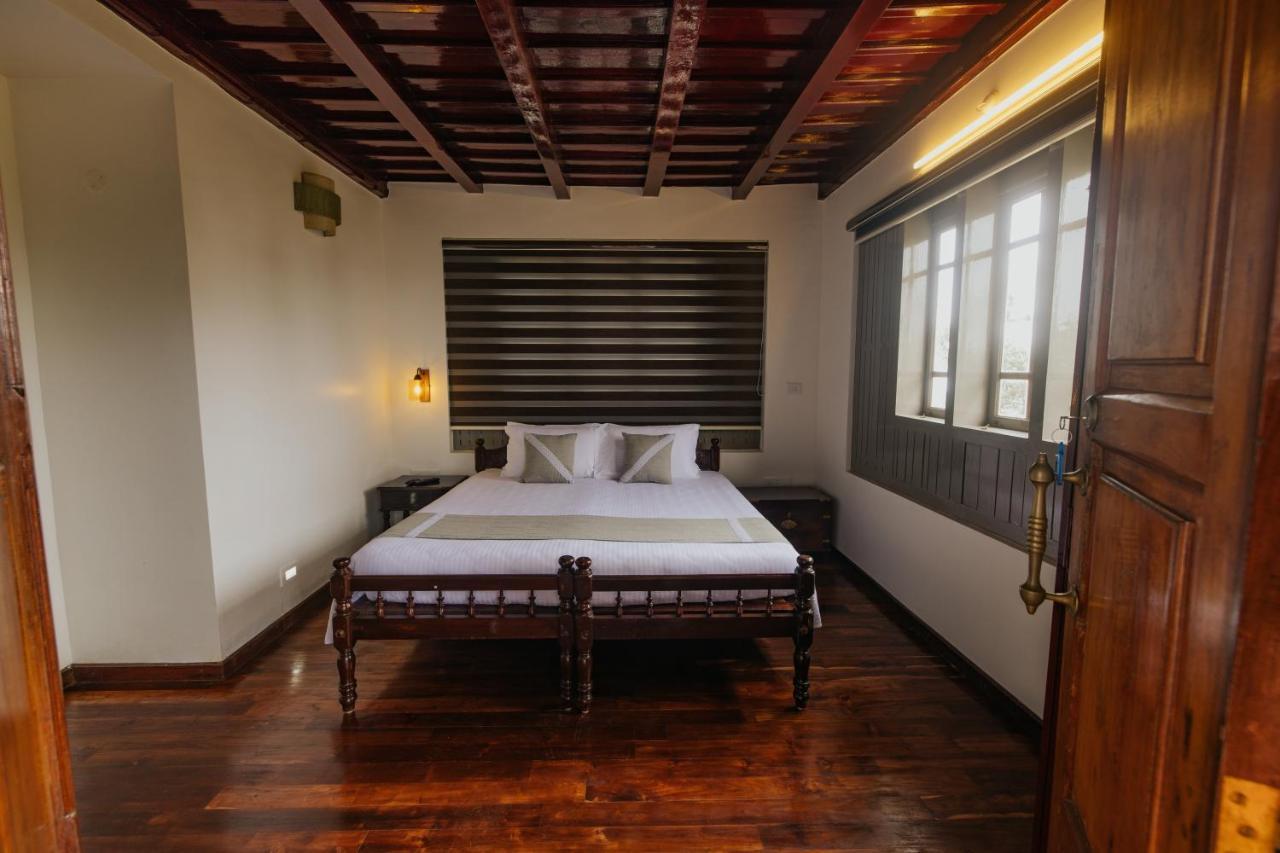 Misty Courtyard Resort Chinnakanal 外观 照片