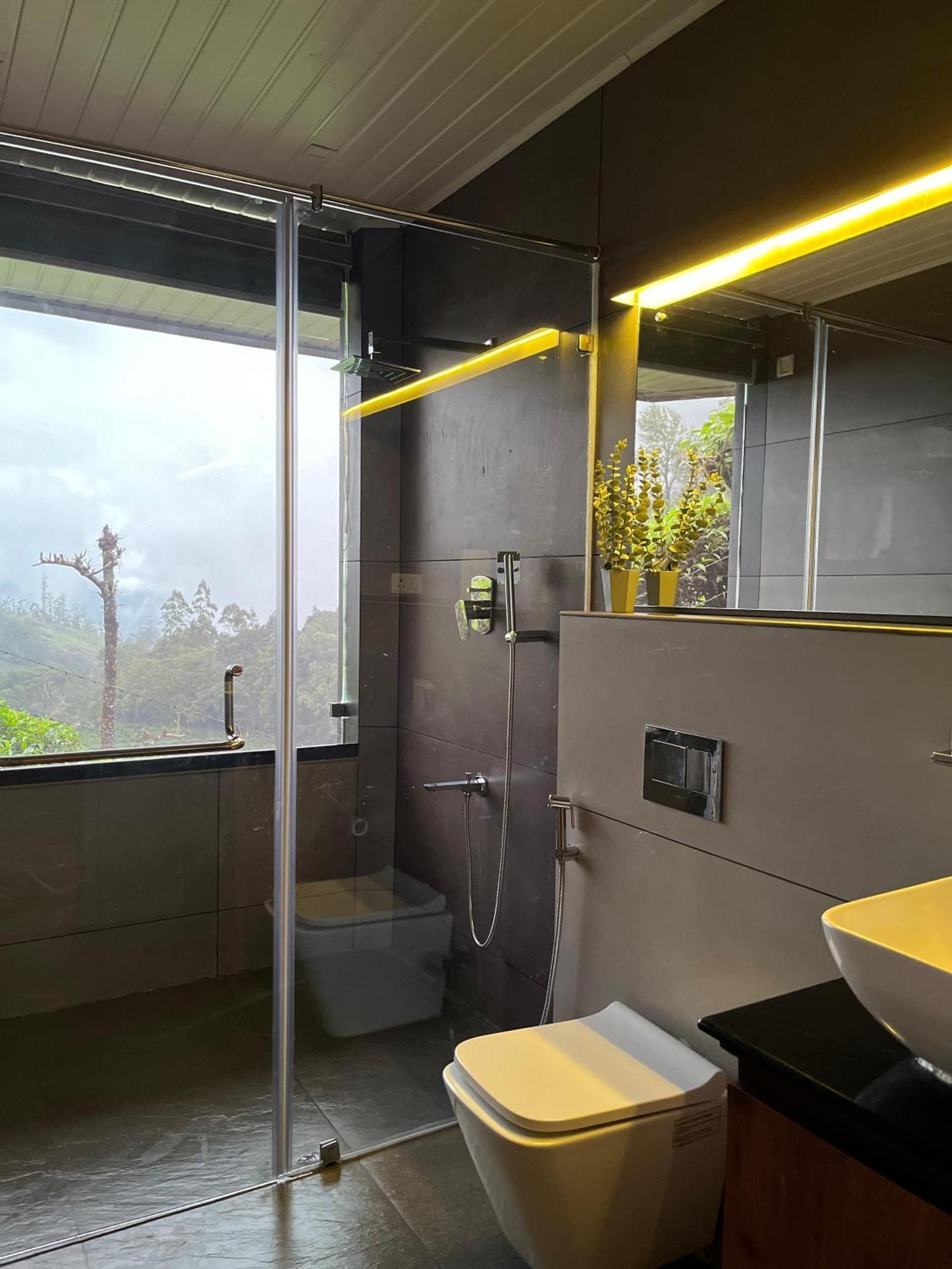Misty Courtyard Resort Chinnakanal 外观 照片