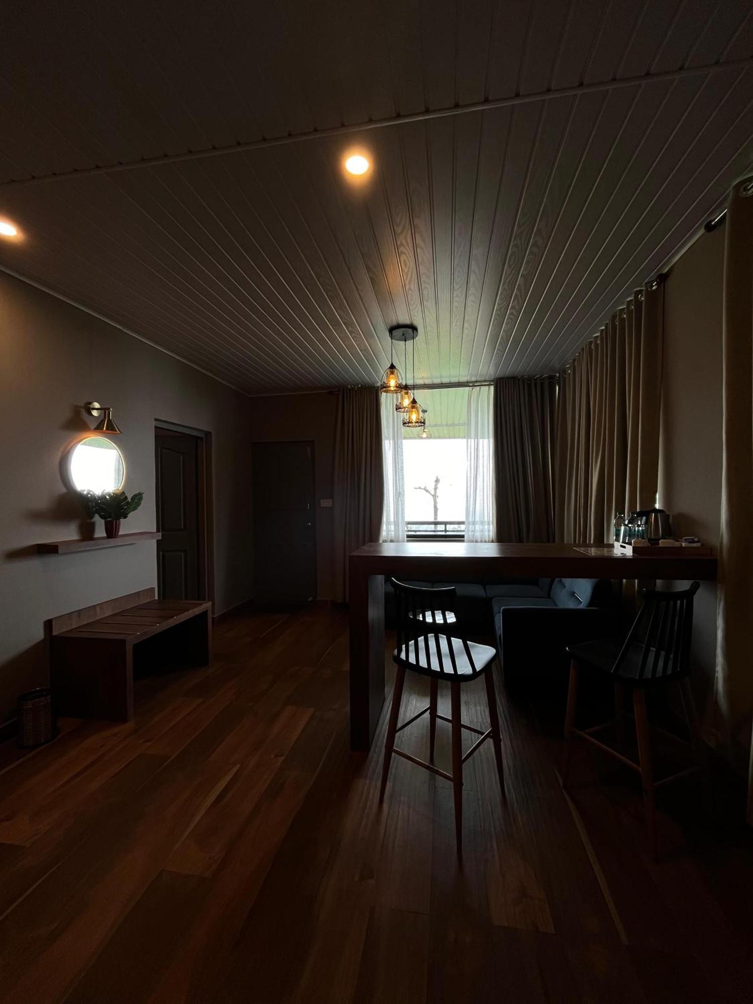 Misty Courtyard Resort Chinnakanal 外观 照片
